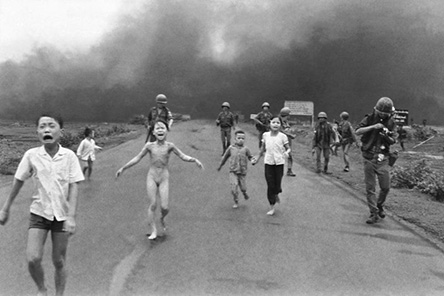 1972-nick_ut_napalm_girl-0